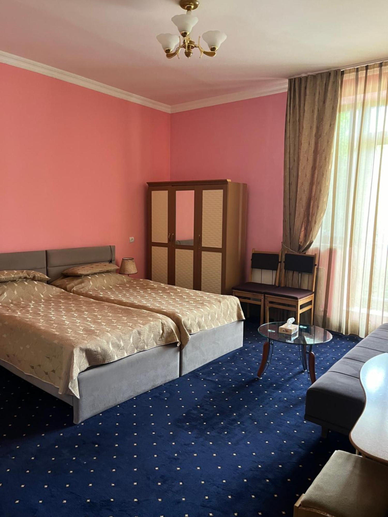 Greenwood Hotel Dilidžan Exteriér fotografie